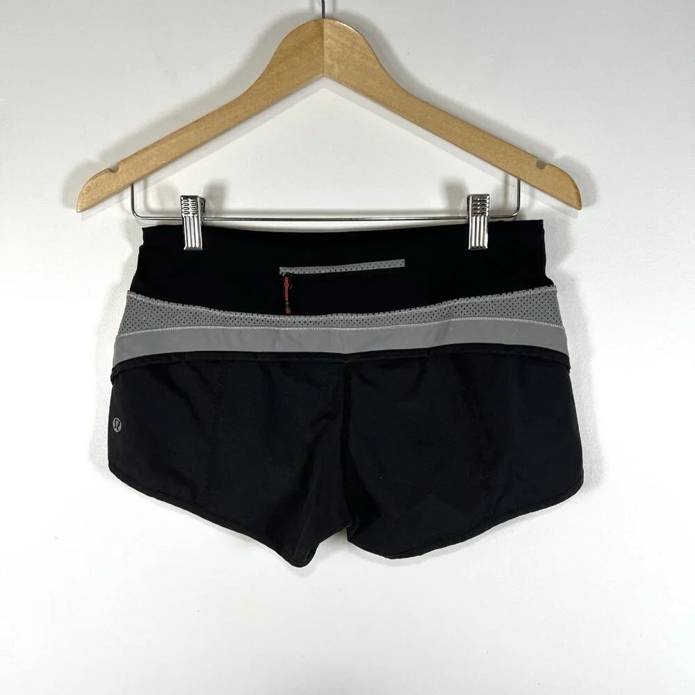 Lululemon Shorts Women 4 Black Gray Speed Up Reflective Short Swift Fabric Run‎